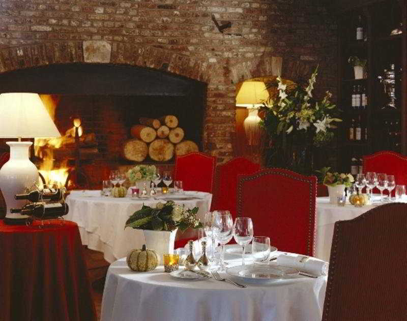 Hotel Chateau Tilques Restauracja zdjęcie