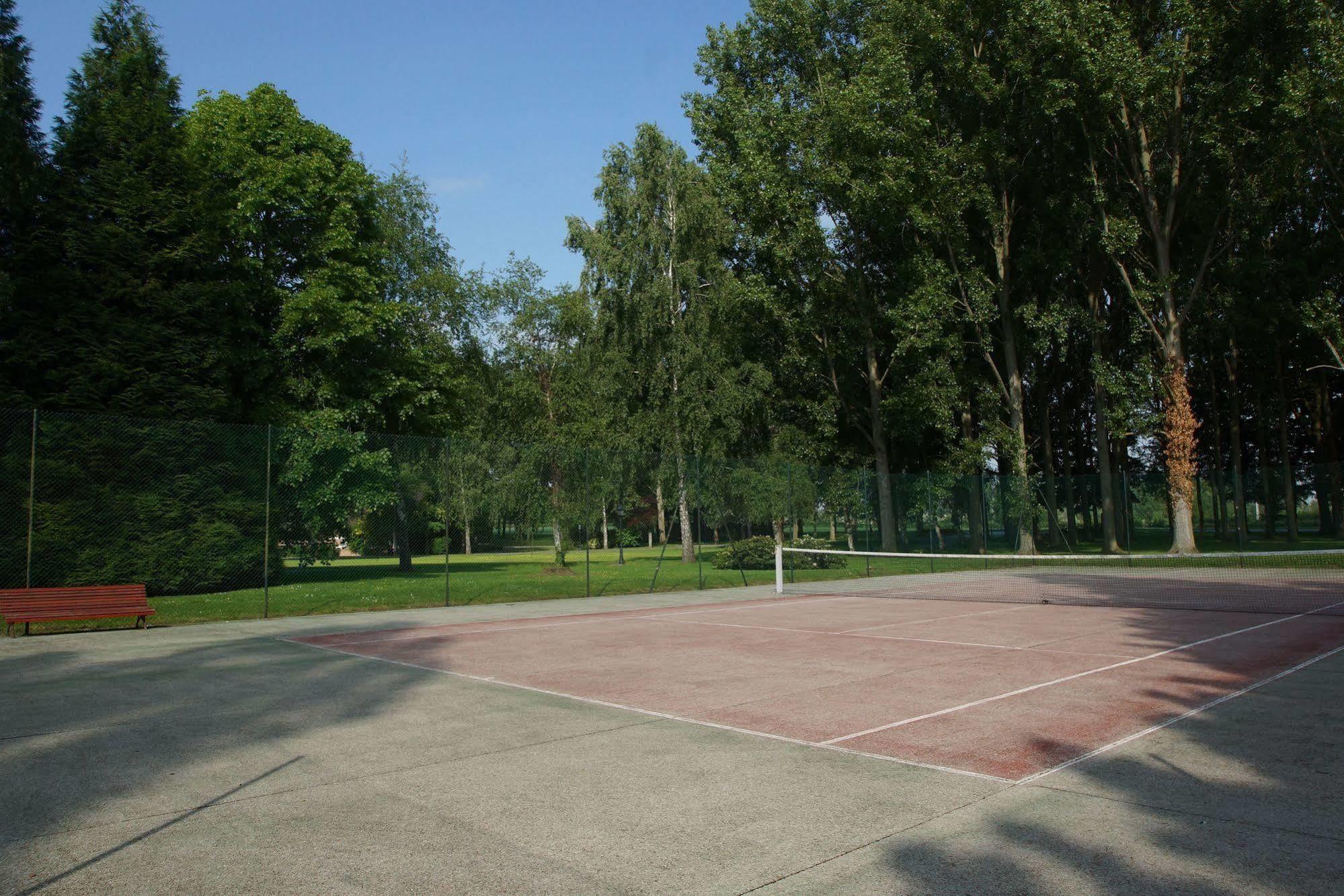 Hotel Chateau Tilques Zewnętrze zdjęcie